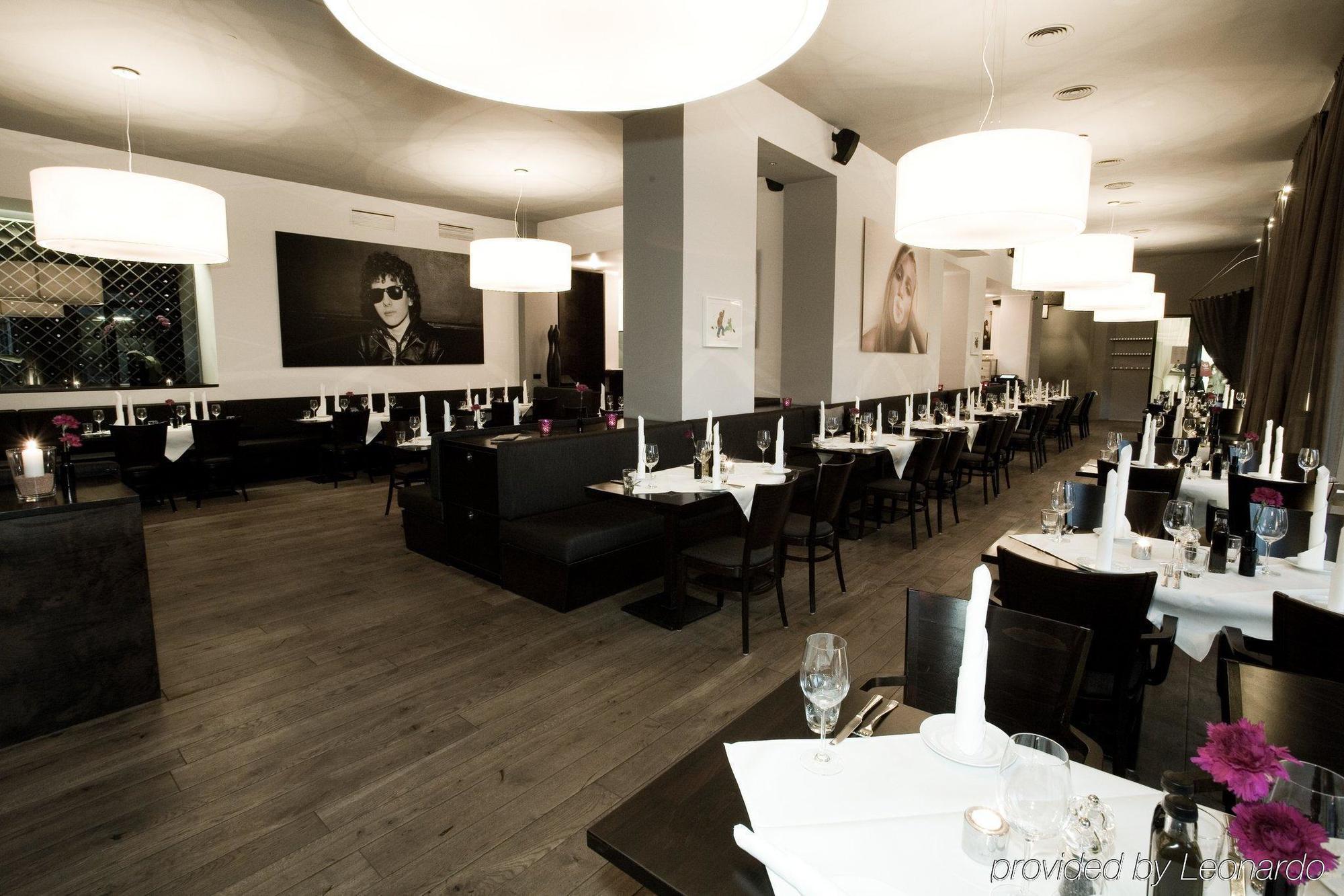 럭스 11 베를린-미테 아파트 레스토랑 사진